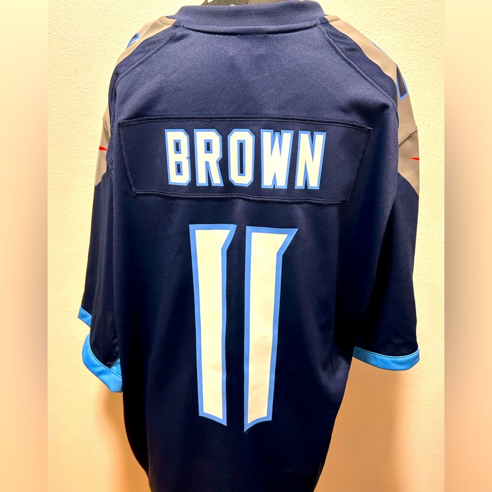 Nike AJ Brown Titans Jersey, men’s 3XL, NWOT
